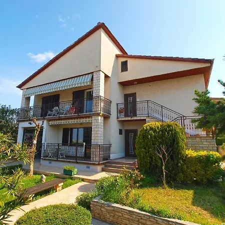 Apartment Fuer 6 Personen Ca 75 Qm In Pula, Istrien Istrische Riviera Pula